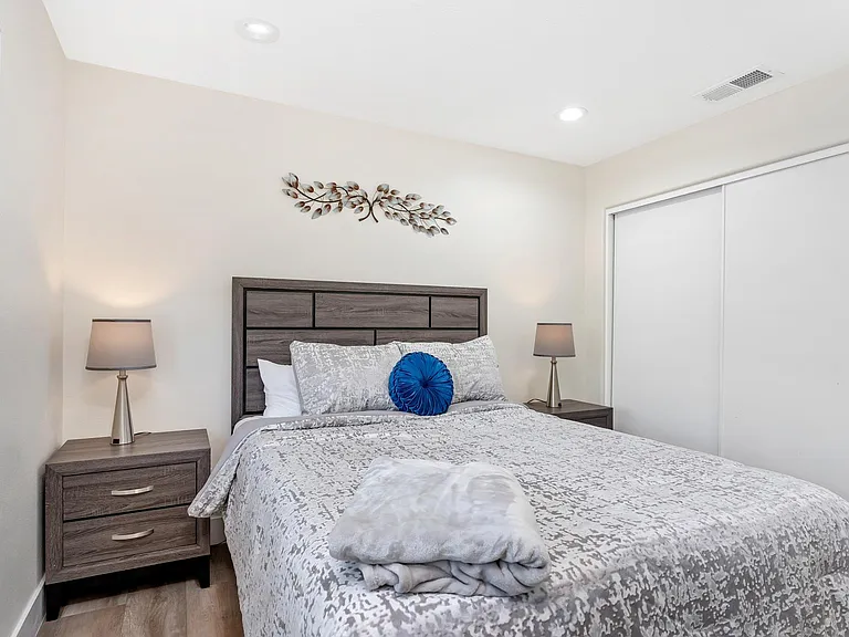 43635 Altamura Ct — Photo 27