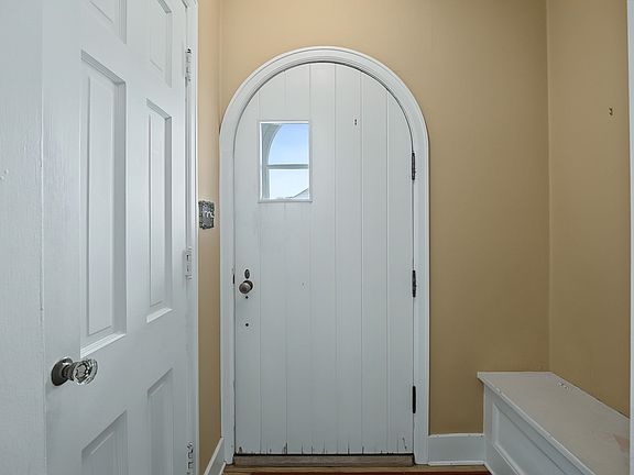 5th image of 2425 7th St