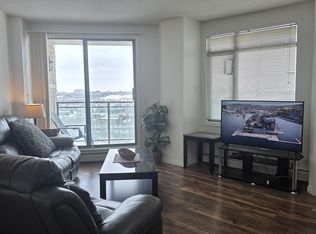 1121 6th Ave SW #1811, Calgary, AB T2P 5J4