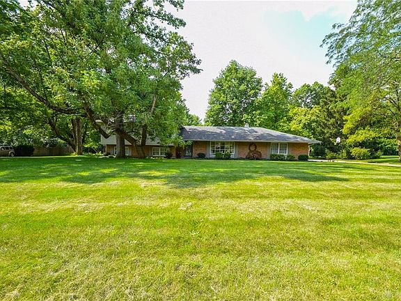 3rd image of 7705 Eagle Creek Dr