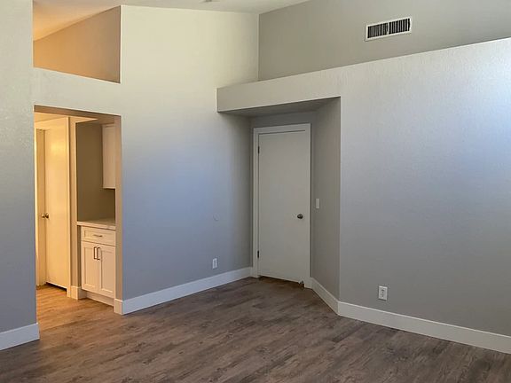 5th image of 5871 Cherry Falls Ct #1007