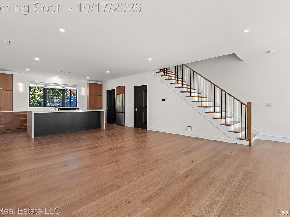605 E Flint St, photo 7