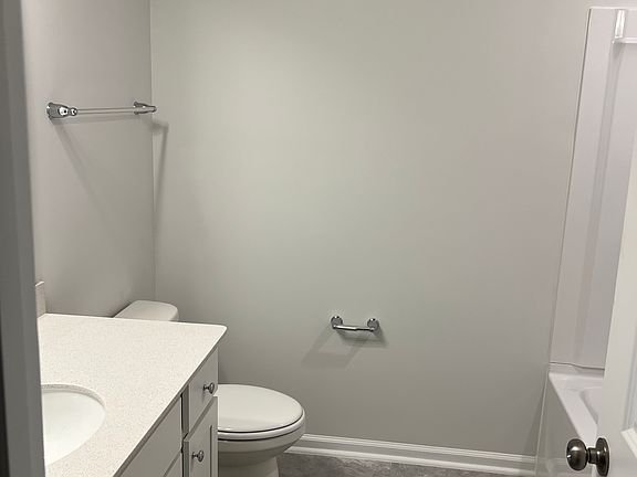 4th image of 240 Fosterton Cottage Way