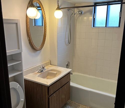 4th image of 15709 Terrace Dr APT 1BL