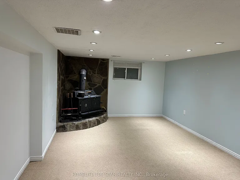 209 W Connaught Ave #BASEMENT — Photo 7