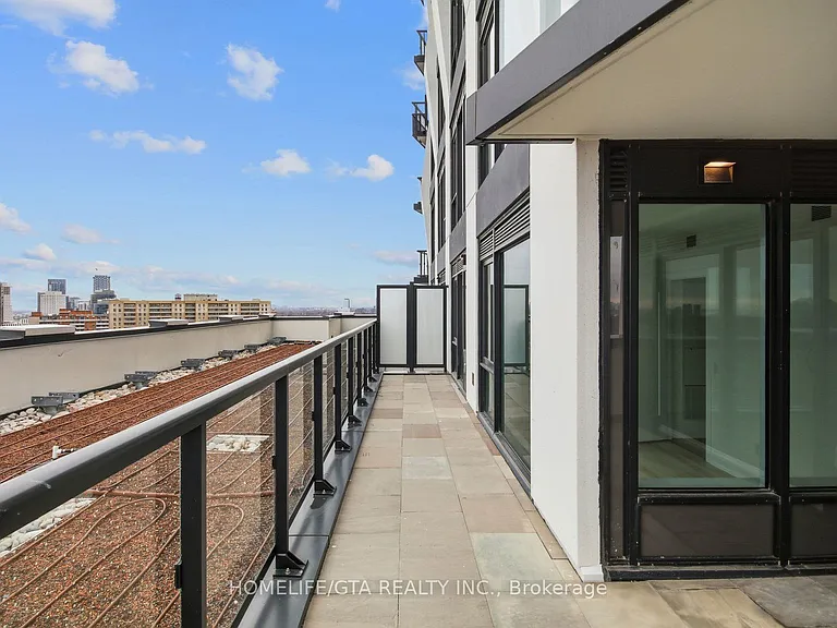 60 Central Park Dr #2104 — Photo 29