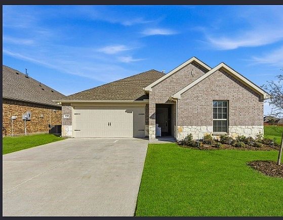 1st image of 830 Creekview Ln