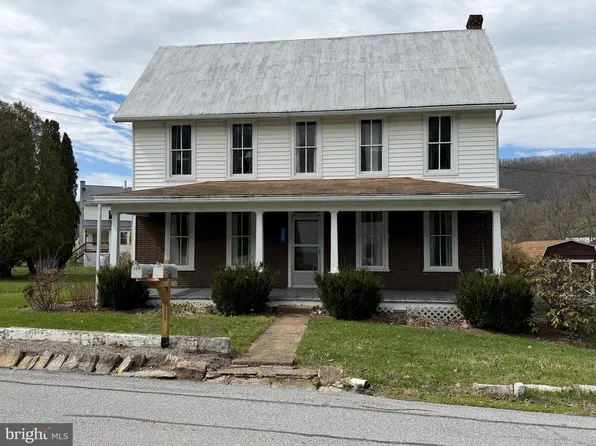 125 Old Hill Rd, Loganton, PA 17747