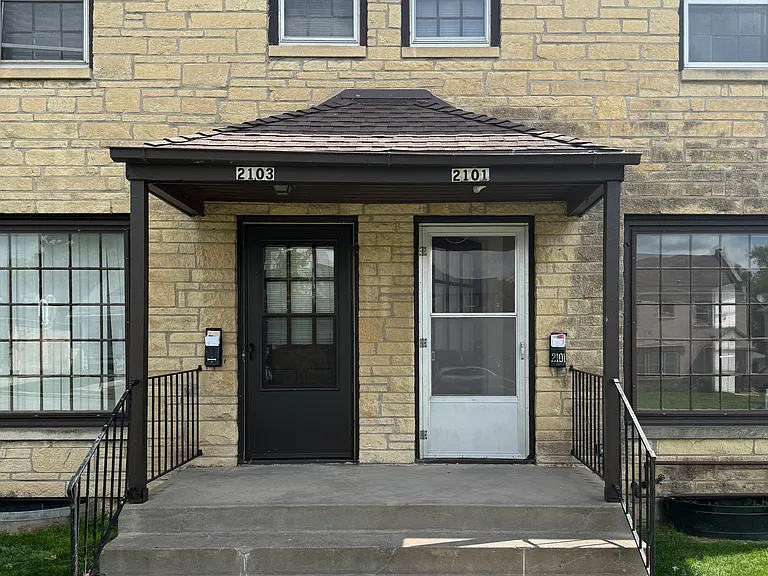 2101 South St — Photo 10