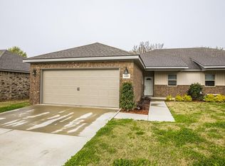 115 Alder St, Pea Ridge, AR 72751