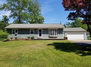 1830 Center St, East Aurora, NY 14052