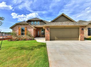1013 NW 191st St, Edmond, OK 73012