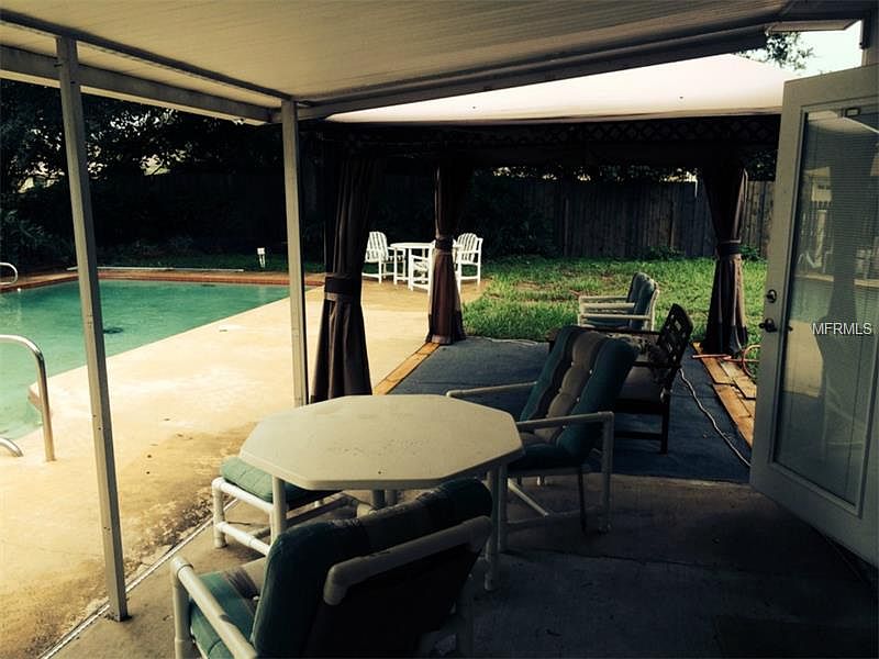 2nd image of 702 Vandergrift Dr
