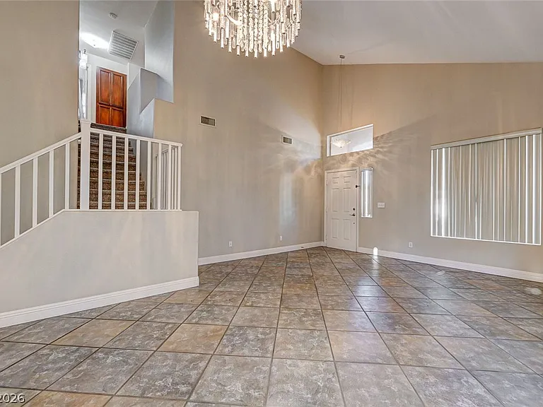 317 Greenleaf Glen St — Photo 10