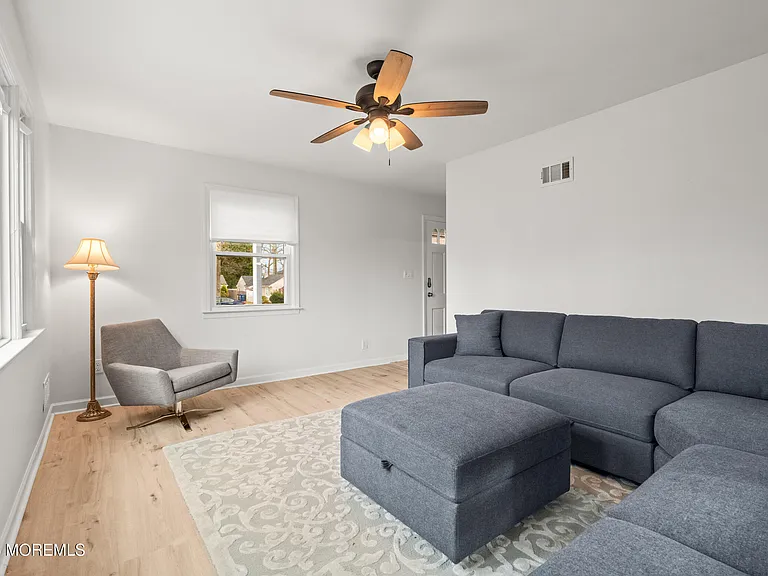 456 Harnell Ave — Photo 8