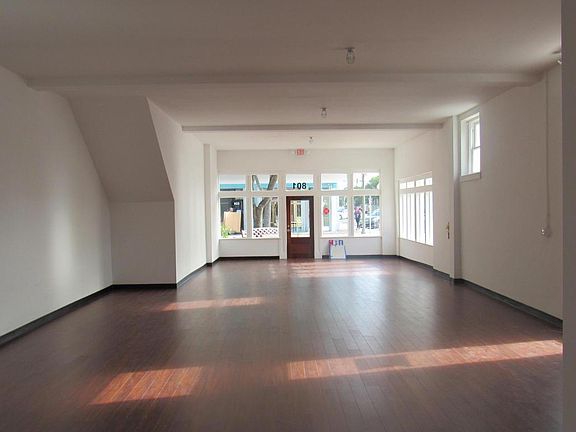 5th image of 801 Lake Ave