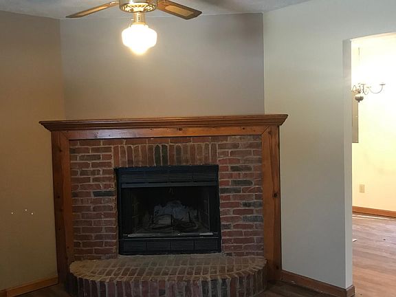4th image of 3155 Pimlico Pkwy