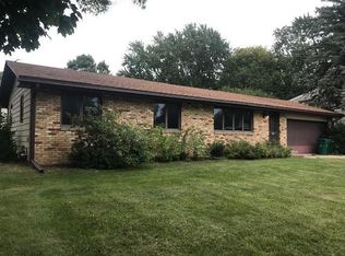6524 Shingle Creek Dr, Minneapolis, MN 55445
