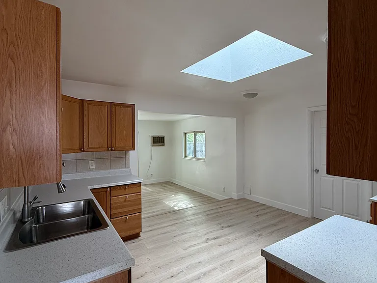3566 W Amherst Ave — Photo 14