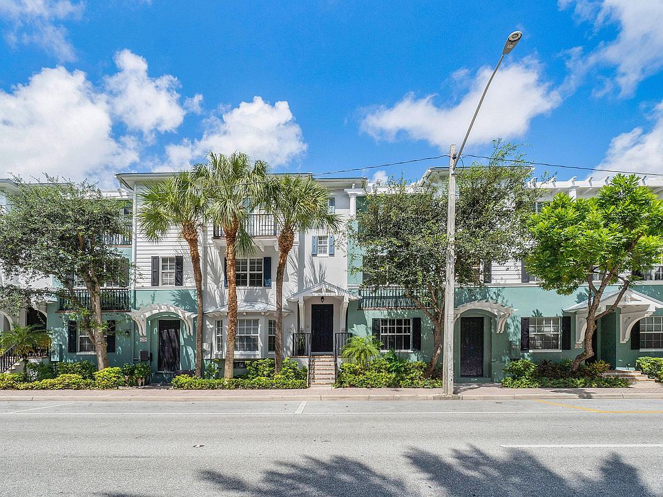 1st image of 375 E Mallory Circle