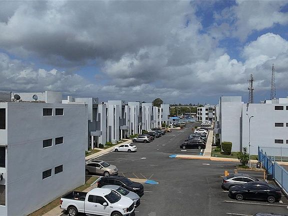5th image of COND PLAZA DEL ESTE #18