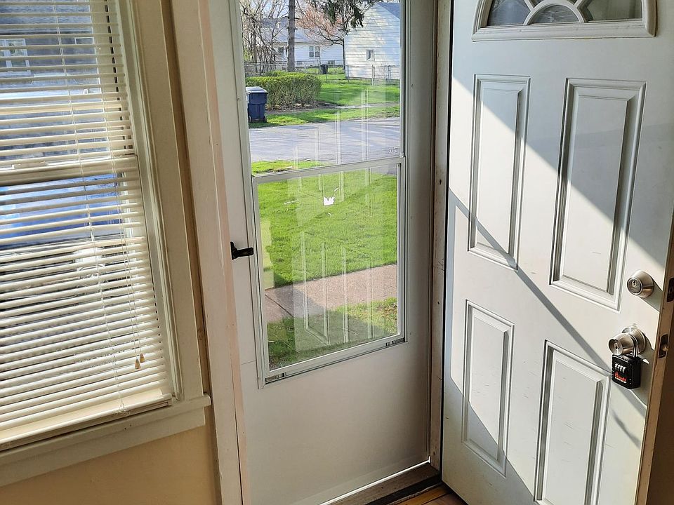 1st image of 198 Millhurst Rd #198