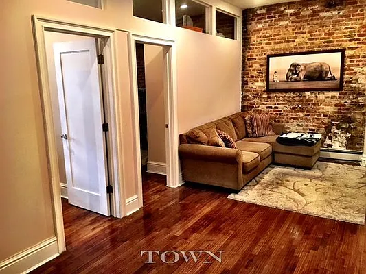 Rented by Town Residential | media 38