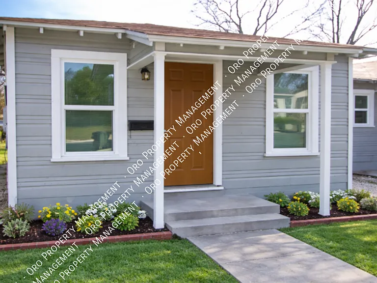 936 Poinsettia — Photo 2