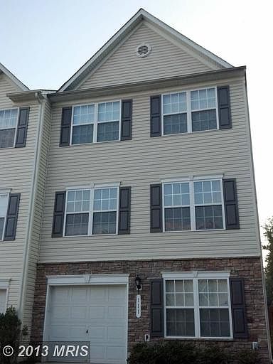 1st image of 111 Clearwater Ct
