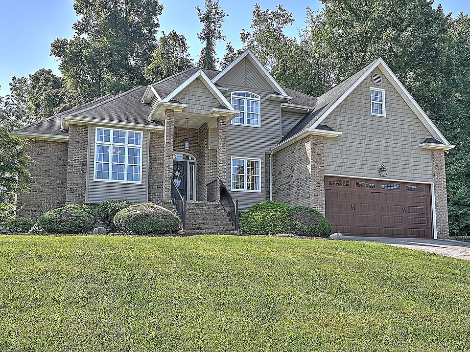 1st image of 112 Clearwater Dr
