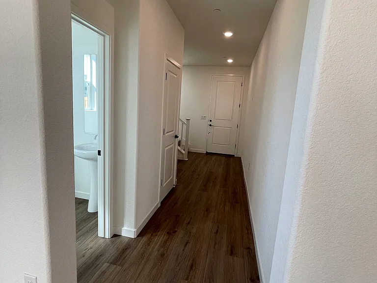 4743 Tilly Dr — Photo 13