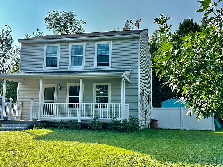 39 Merganser St — Photo 1