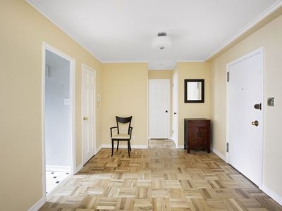 233 E 69th St APT 12G, New York, NY, 10021