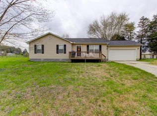 152 Tia Ln, La Follette, TN 37766