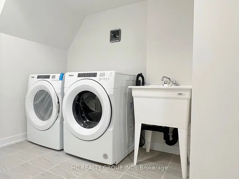38 Harvey Bunker Cres — Photo 24
