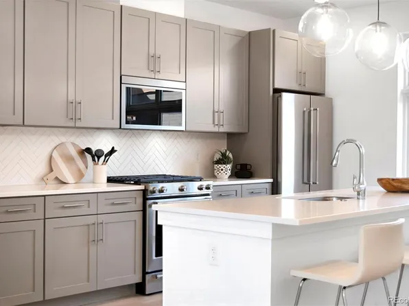 16 Oneida Ct, Denver, CO 80230