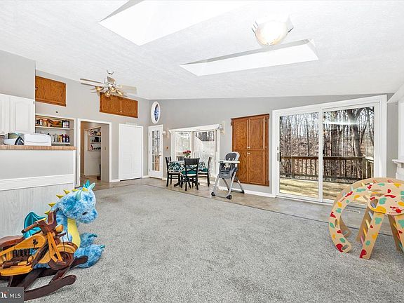 5th image of 12644 Jesse Smith Rd