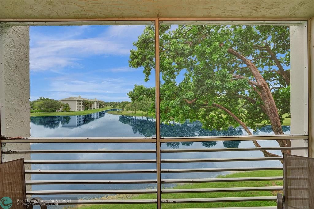 9235 Lagoon Pl UNIT 301, Davie, FL 33324 | Zillow