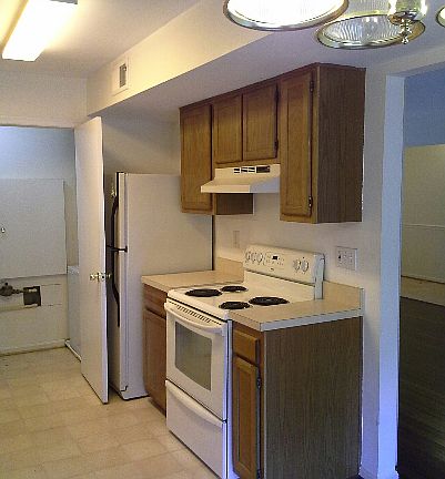 4+normandy+squar+kitchen