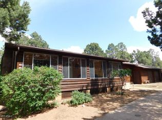 3335 Navajo Dr, Overgaard, AZ 85933