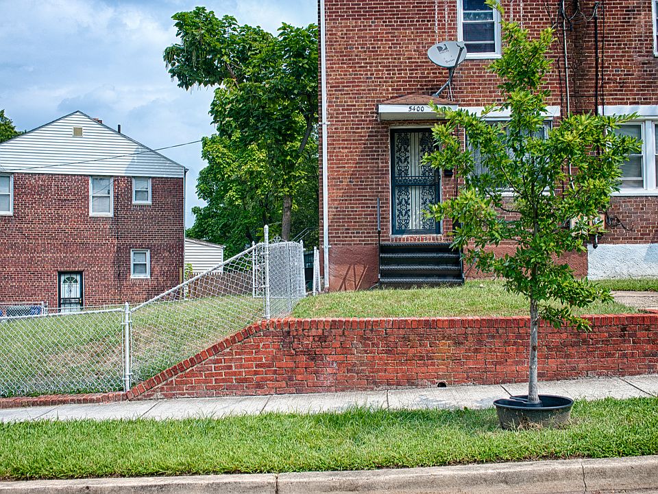 Exterior Main