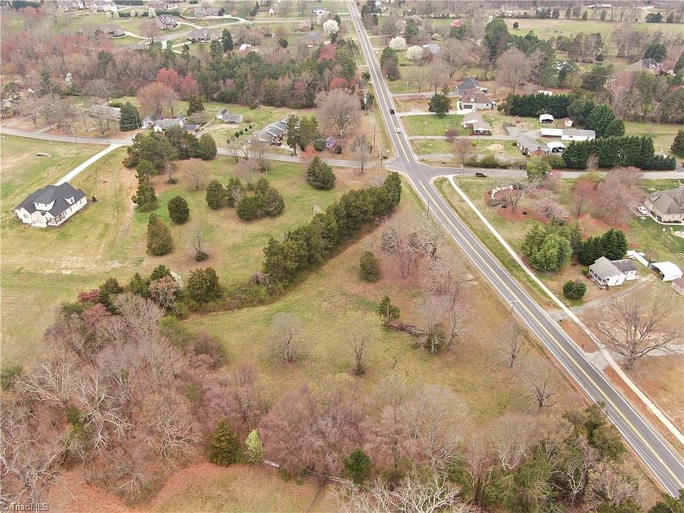 2nd image of 5314 Williard Rd