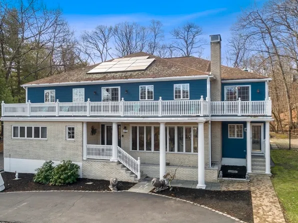 438 Essex St, Saugus, MA 01906