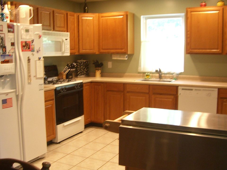 2nd image of 4 Acker Dr