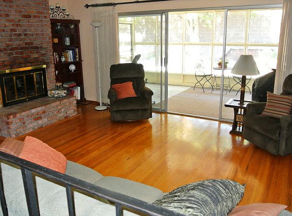 4th image of 1319 Dentwood Dr