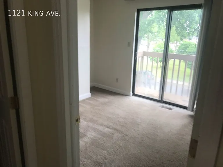 1121 King Ave — Photo 6