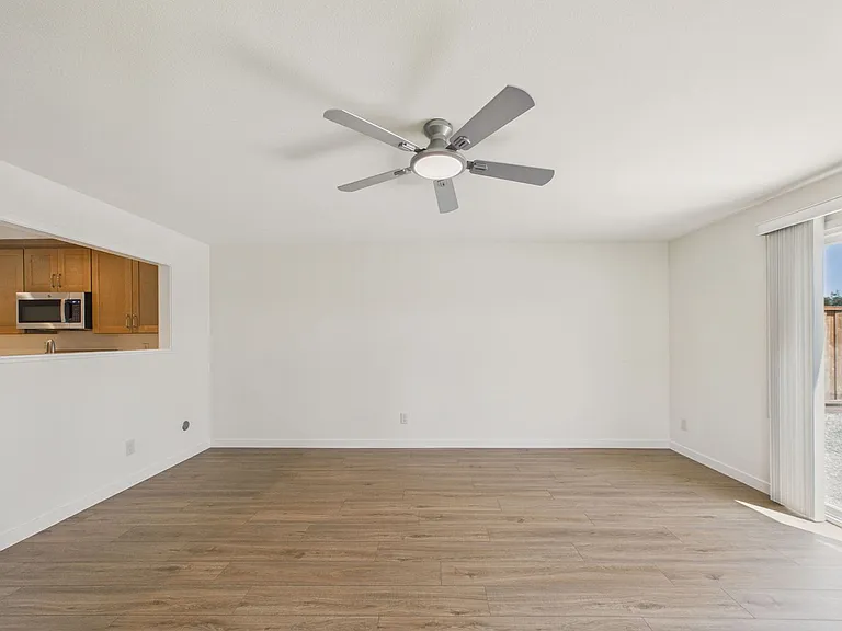 442 Fontanelle Dr — Photo 12