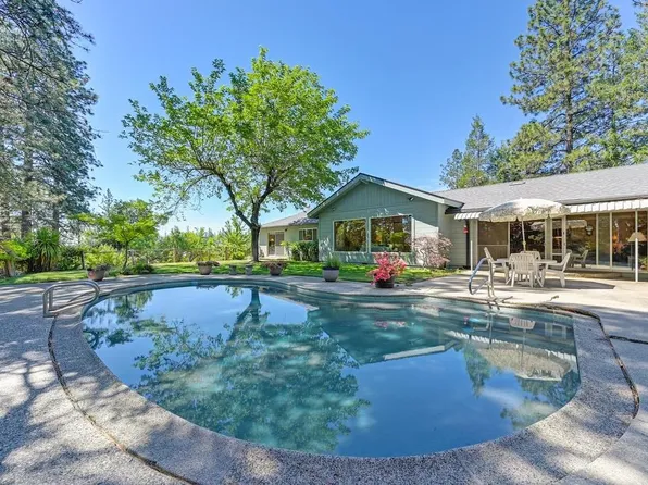 24042 Grand View Ave, Colfax, CA 95713