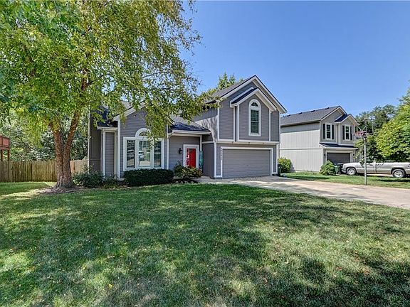 5th image of 17575 W 111th Ct
