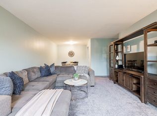 33850 Fern St #105, Abbotsford, BC V2S 6C3